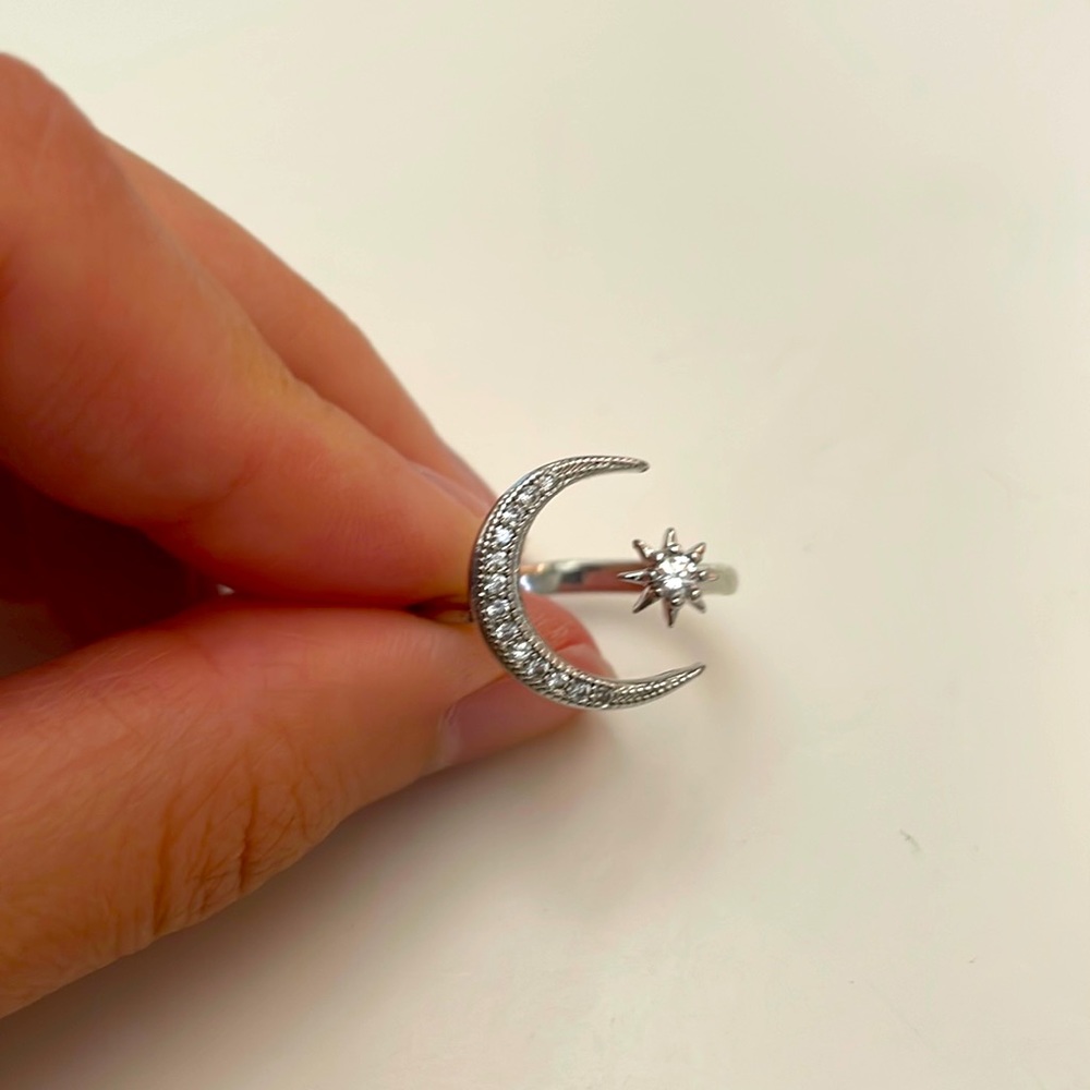 Moon and star ring